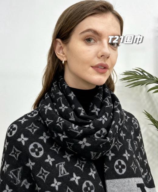 D112573保暖舒适亲肤情侣款可双面佩戴羊绒围巾 商品图12