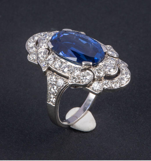 独角鹿西洋古董1920年代美国新艺术时期出品铂金镶嵌钻石及缅甸无烧蓝宝石戒指 商品图1