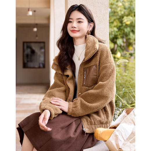 【年货节】熙世界羊羔毛外套女冬小个子休闲加厚毛绒绒短款大衣 商品图1