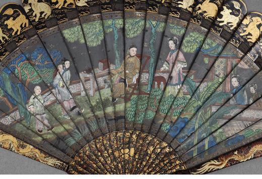 独角鹿西洋古董清代晚期十三行出品彩绘人物故事黑漆描金瑞兽主题竹骨双面折扇 商品图1