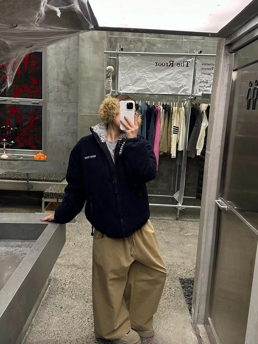 D112549秋冬外层深蓝抓绒内里摇粒绒羽绒服 商品图6