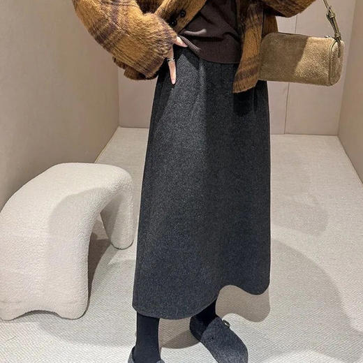 Steve Sandro羊毛花苞长裙，立体花苞版型，520g高比例羊毛混纺，保暖又优雅(5-10天发货) 商品图2