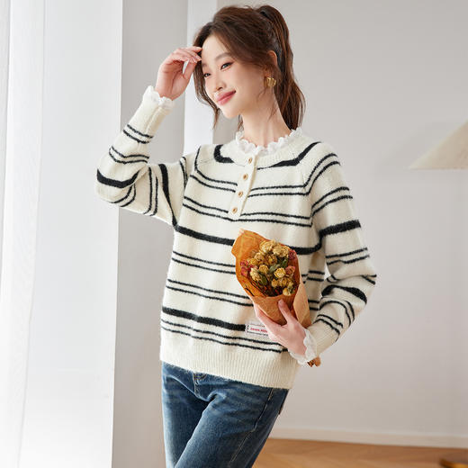 CC慵懒风蕾丝边圆领条纹毛衣女秋冬软糯内搭宽松套头针织衫打底上衣 商品图0