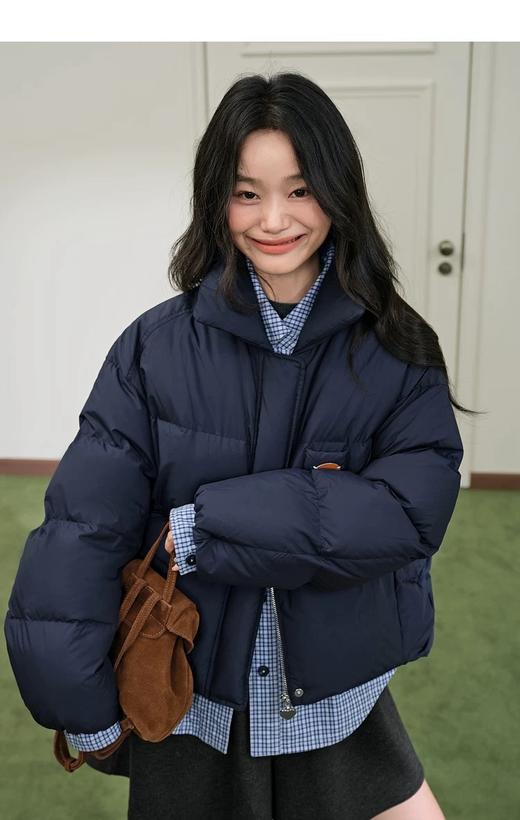 D112527假两件衬衫拼接羽绒服翻领外套冬季新款女休闲格子上衣 商品图5