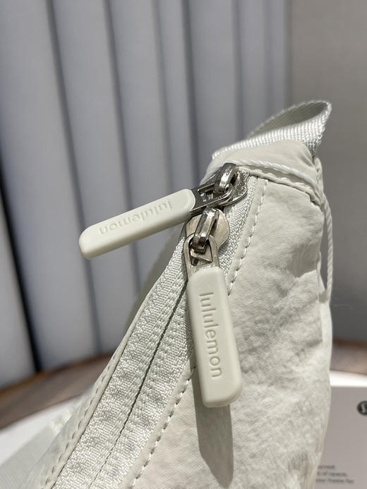 原单正品lu牛角包斜挎包112504 商品图5