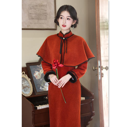 GX红色旗袍女新中式2025新款订婚敬酒服冬季长袖日常两件套旗袍披肩 商品图3