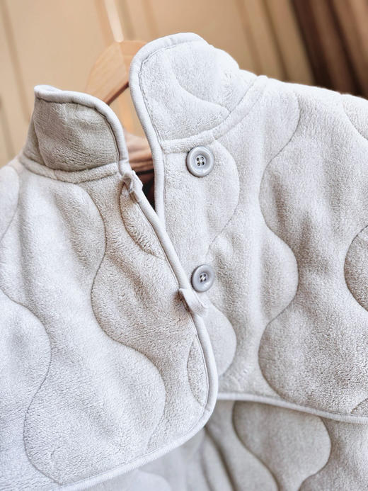 石墨烯发热披肩 商品图3