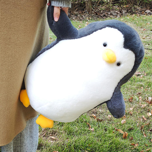 50cm俏皮企鹅公仔毛绒玩具抱枕-纪念日百货门店同款167896822 商品图3