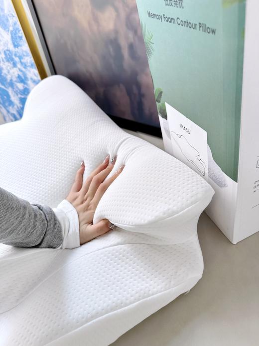 D112534支撑颈部的基本构造有效改善睡眠质量立体蝴蝶枕 商品图3