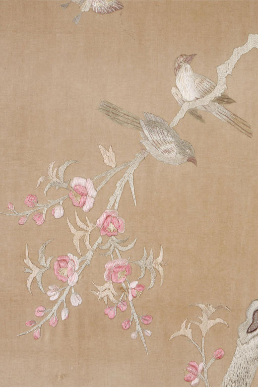 独角鹿西洋古董19世纪中国出品「桃花双绶」主题苏绣挂屏一对 商品图3