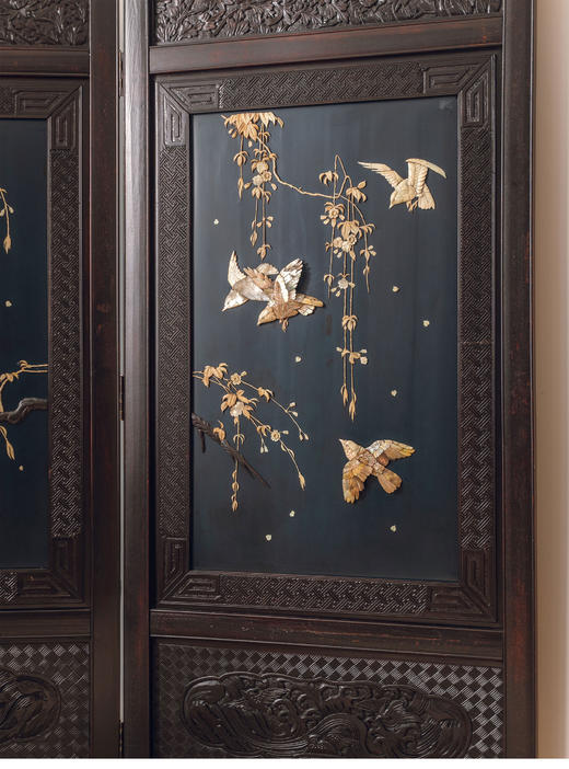 【已售】独角鹿西洋古董19世纪末日本明治时期出品实木精雕传统花鸟主题芝山镶嵌两曲屏风 商品图3