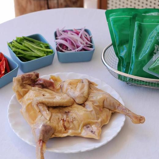 【1件起全国包邮】新疆椒麻鸡 正宗手撕整只土鸡肉（1300g*1袋） 商品图2