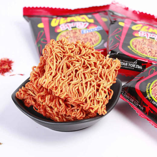【新品上架】Gemez小鸡干脆面(烧烤鸡肉味80g/火辣干脆面70g/烟熏牛肉风味70g/152843/152844/152845  咔滋干脆 好吃不腻 商品图5