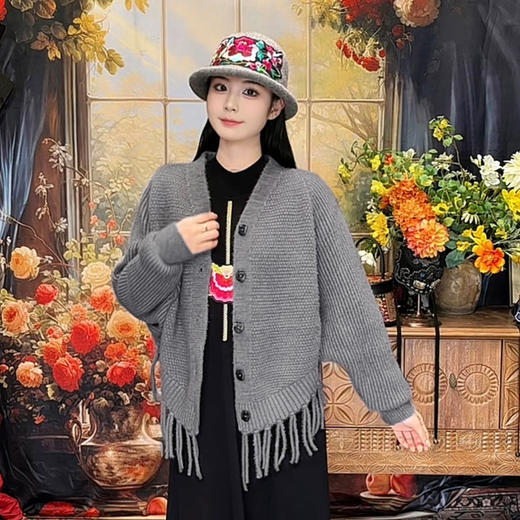 流深陌蓝毛织流苏外套 | 现货加急发 商品图1