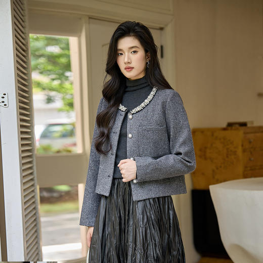 奢姿大码女装2025冬季胖妹妹减龄钻饰设计小香风时尚气质百搭外套9954353798 商品图2
