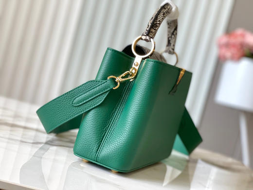 秋冬特惠💰1700 渠道级LV te级LV 全套包装 N80931/M48865翡翠绿 本款 Capucines BB号手袋 商品图1