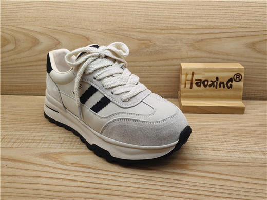 2025豪行春款专柜正品时尚休闲舒适低跟系带运动女单鞋25127190 商品图0