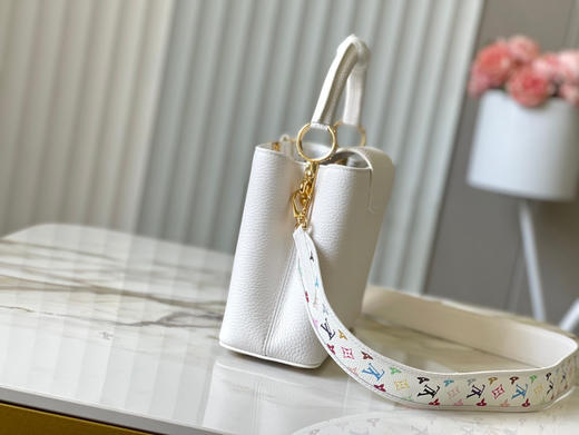 秋冬特惠💰1750 渠道级LV 新品 te级LV 动态芯片 M13253/M48865白拼紫三彩款 本款 Capucines手袋 商品图1