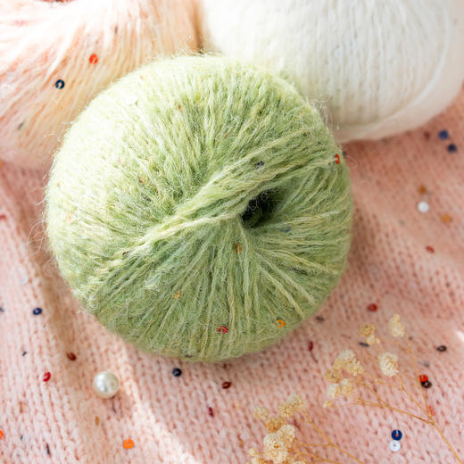 苏苏姐家偏爱毛线团手工diy围巾披肩毛衣钩针棒针编织亮片毛线团 商品图1