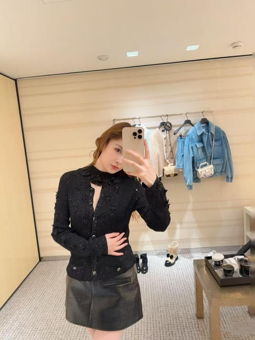 香奈儿 25秋冬 银丝蝴蝶结针织开衫 (TM) 商品图4