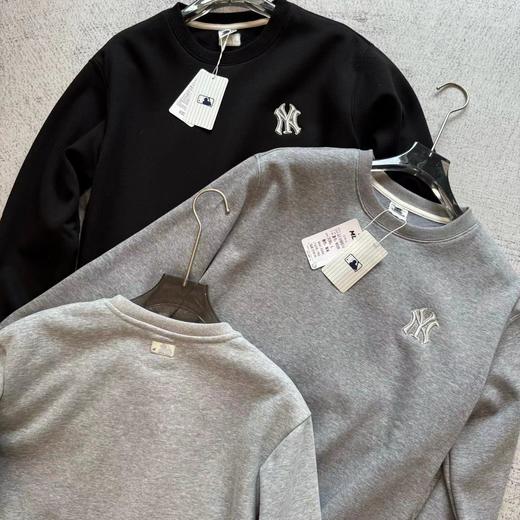 D112545万针刺绣LOGO纯色圆领加绒加厚卫衣 商品图3