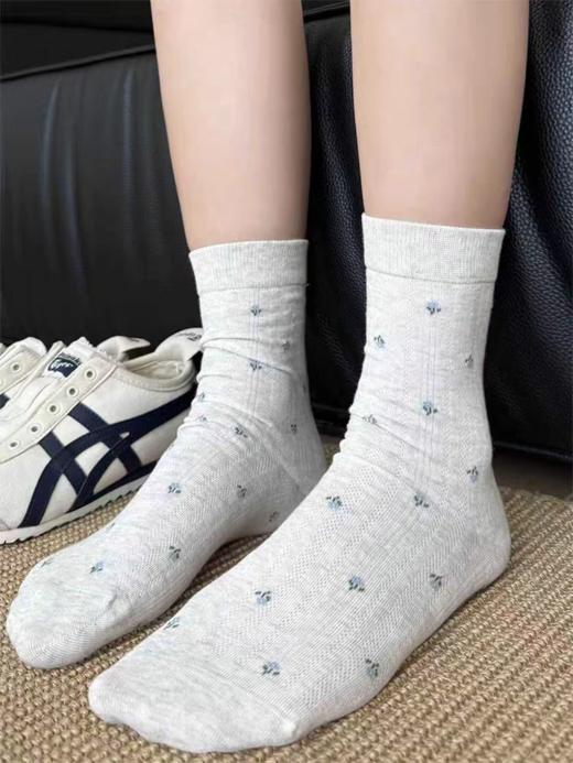 <曾小咸推荐> 法式小碎花中筒袜 日常价79.99/3双！ 活动价39.99/3双！！！【预售款，预计3-15天发货】 商品图9