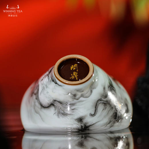 问鼎汝瓷鼎峰系列 墨彩龙马精神（月白紫金釉老款斗笠杯） 商品图4