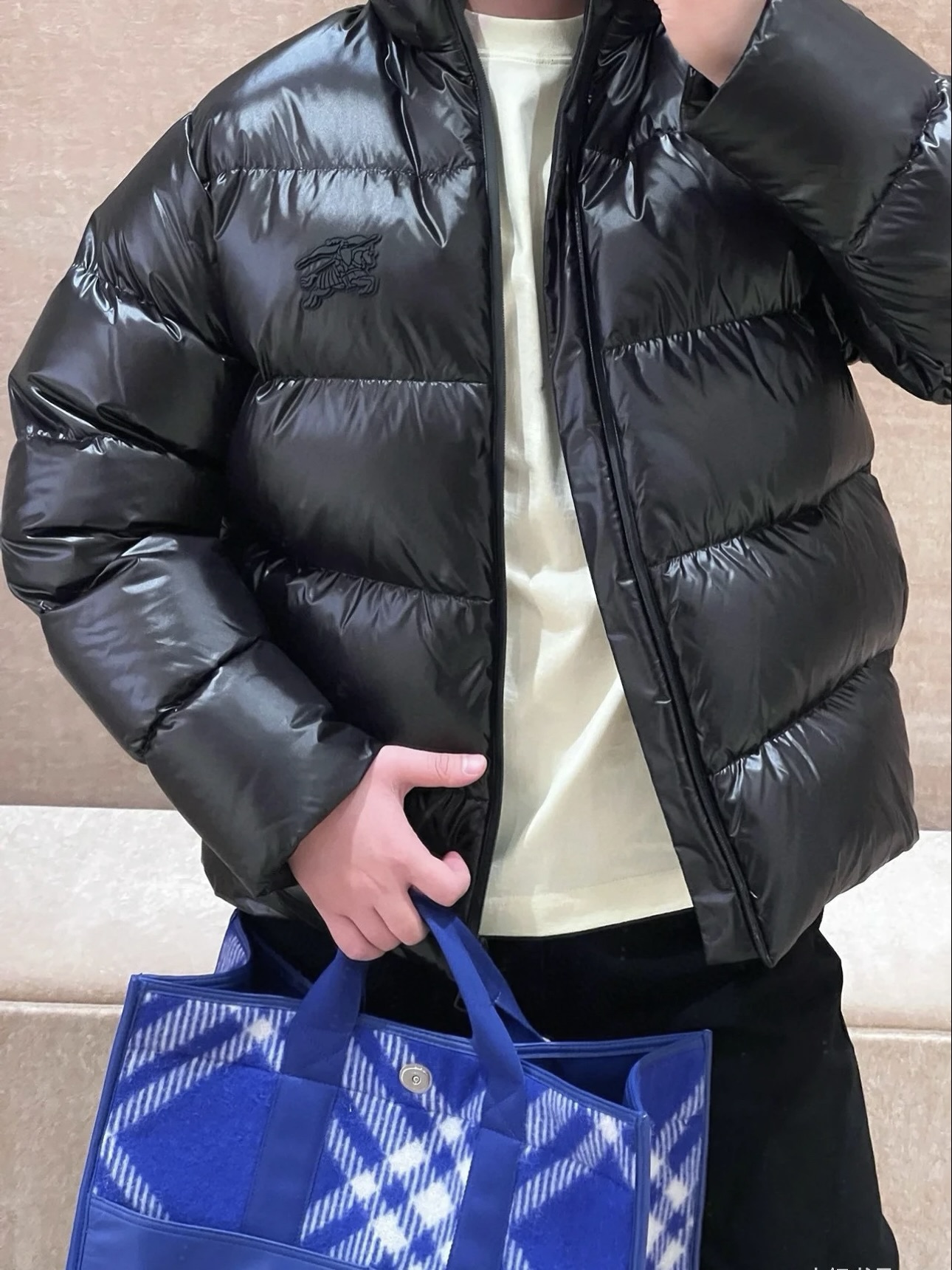 毒家！保真正品！只有49件，奢品！黄景瑜同款！  贸易订单 ！巴宝莉战马鹅绒面包服！！拆了吊牌！