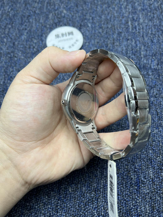原单阿玛尼AR11189男士腕表
机芯：搭载原装进口石英机芯 商品图5