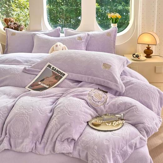 【3-7天发货丨雕花绒四件套丨柔梦物语】质地柔软，触感细腻！清新时尚！环保活性印染工艺，不易缩水褪色！有多种颜色可选！ 商品图5