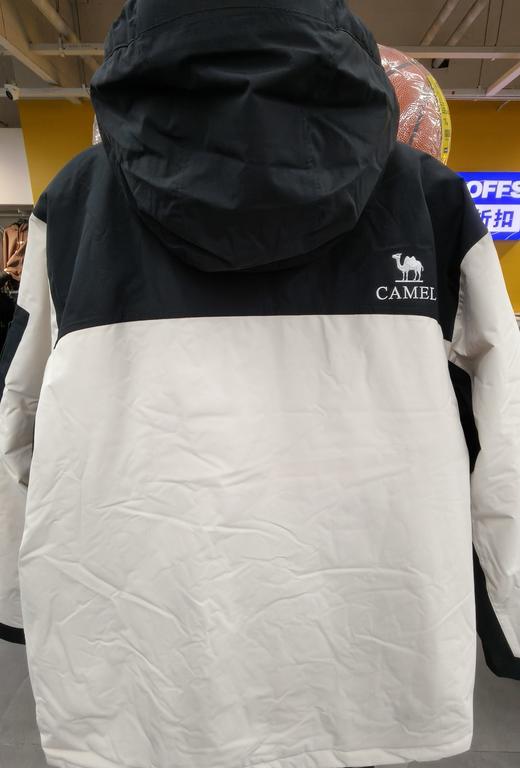 329.9秒杀骆驼男款夹棉冲锋衣外套（线下同时售卖  不保证有货）613320-CY 商品图1