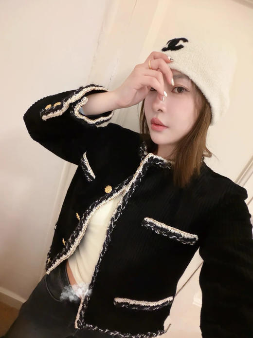 香奈儿 25秋冬 灯芯绒滚边外套 (TM) 商品图2