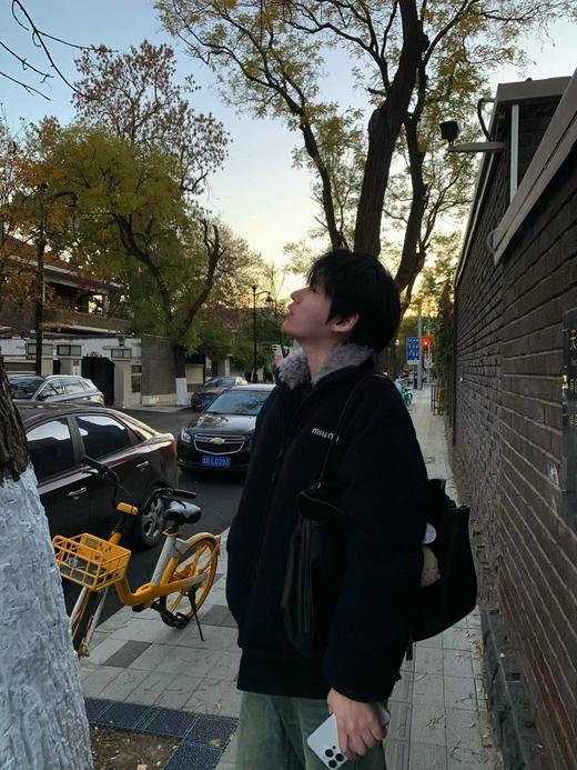 D112549秋冬外层深蓝抓绒内里摇粒绒羽绒服 商品图9