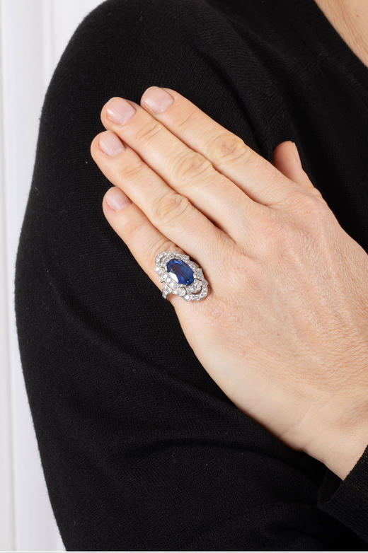 独角鹿西洋古董1920年代美国新艺术时期出品铂金镶嵌钻石及缅甸无烧蓝宝石戒指 商品图0