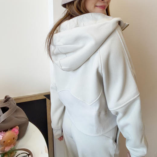 2511403    scuba连帽加绒卫衣外套 商品图9