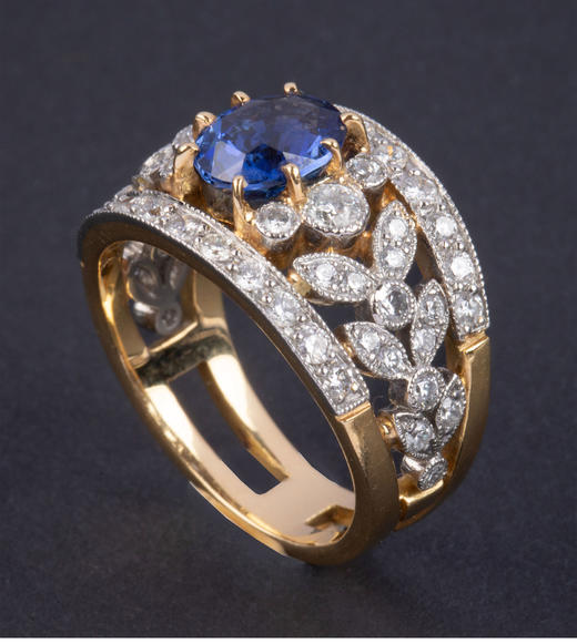 独角鹿西洋古董20世纪晚期法国出品18K黄金镶嵌钻石及蓝宝石戒指 商品图3