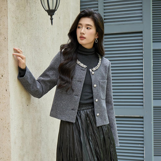 奢姿大码女装2025冬季胖妹妹减龄钻饰设计小香风时尚气质百搭外套9954353798 商品图4