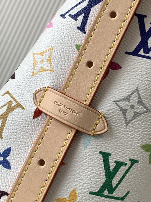 秋冬特惠💰1280 渠道级LV【全钢五金 MB163c01变码芯片】te级LV 全套包装 M13661白三彩 本款 CarryAll 小号手袋 商品图5