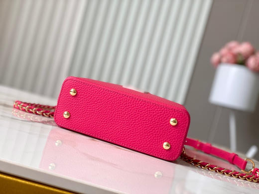 秋冬特惠💰1530 渠道级LV 新品 te级LV 全套包装  M21689/M48865玫红拼链条款 商品图7