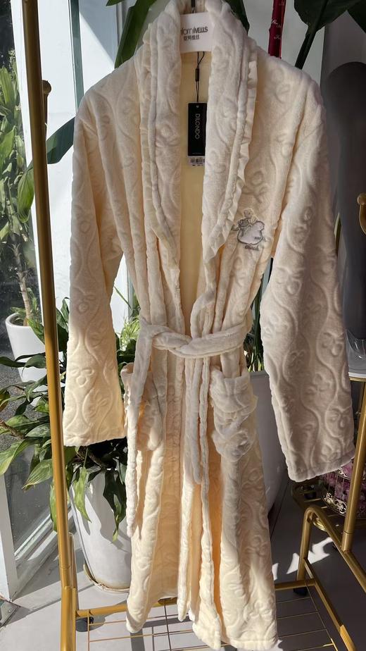 双面法兰绒剪花女士睡袍软糯舒适1415765 商品图4