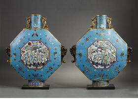 独角鹿西洋古董18世纪清嘉庆时期出品「丹凤朝阳」主题瑞兽造型纹饰掐丝珐琅八方瓶一对
