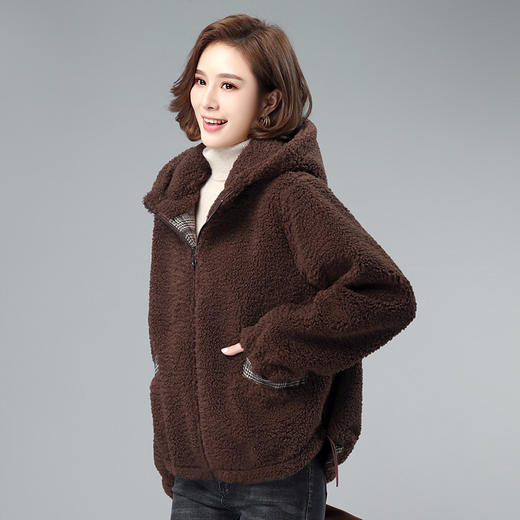 WXN6625羊羔绒外套女短款秋冬百搭加绒加厚2025年新款两面穿格纹冬装夹克 商品图2