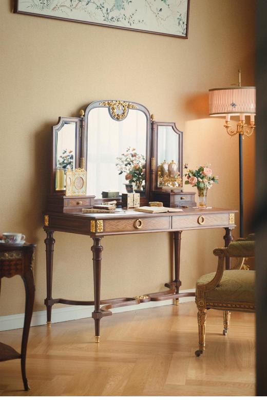 【已售】独角鹿西洋古董19世纪末法国出品路易十六风格铜鎏金精雕花环装饰细木镶嵌梳妆台 商品图0