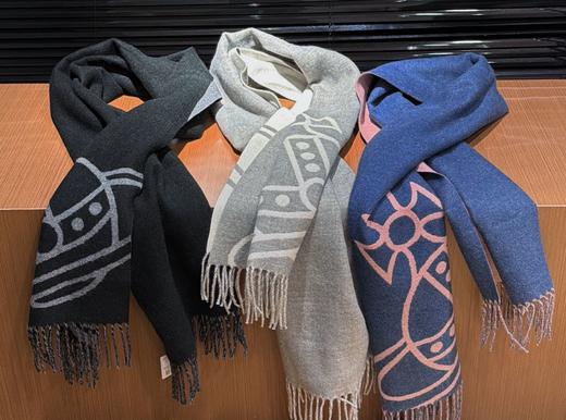 经典爆款 西TAI后土星双面提花保暖围巾披肩 PJ046 商品图2