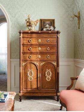 【已售】独角鹿西洋古董19世纪末法国出品路易十六风格铜鎏金精雕花环卷叶纹饰大型立柜