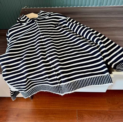 D112562连帽+撞色条纹软软糯糯休闲拉链套装 商品图6