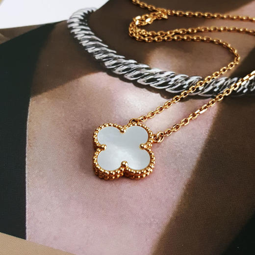 【95新】VCA梵克雅宝Vintage Alhambra系列VCARA45900 中号18K黄金镶白贝母四叶草白花项链链长约42cm女士211125NJS05 商品图2