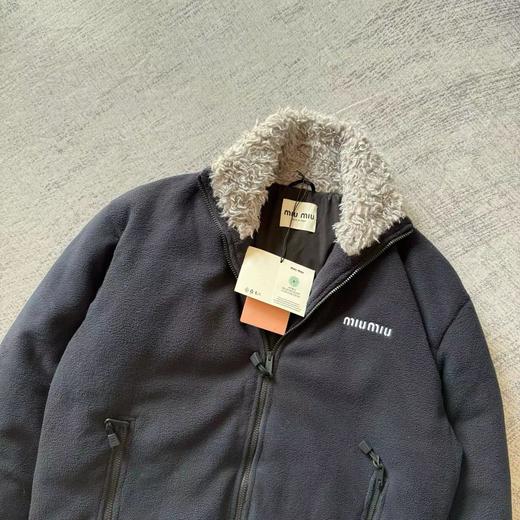 D112549秋冬外层深蓝抓绒内里摇粒绒羽绒服 商品图1