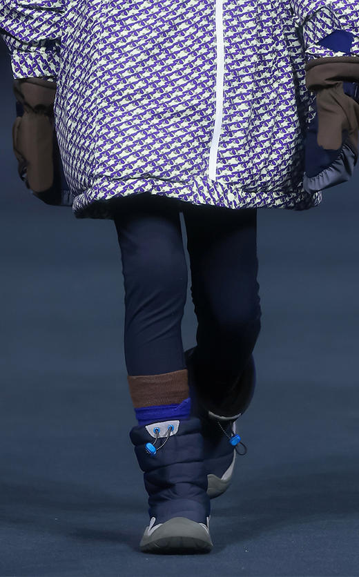 Jnby 25年冬款  中筒靴  6P0M10280 商品图8