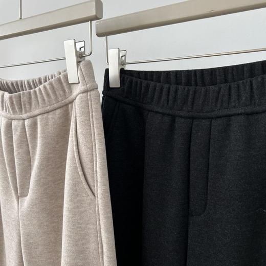 老米优品🎈3-5天！高端系列《加厚加绒直筒小阔腿羊毛裤》550g克重，垂感nice ! 显瘦又高级，松弛有温暖~ K251125A 商品图6